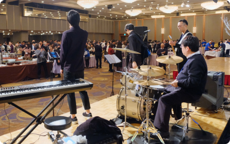 軽音部